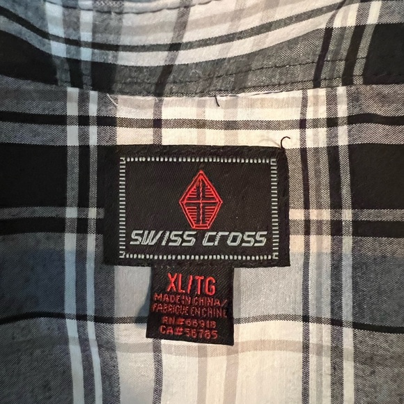 Black and White Button Up - Picture 2 of 6